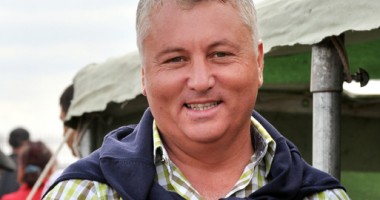Stire din Politică-Administrație : Cine se bate pentru Primăria Ovidiu