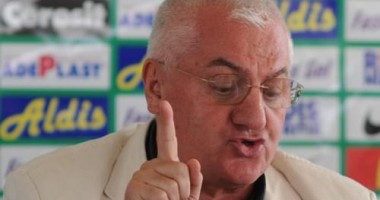 Stire din Sport : IPOTEZĂ-ȘOC pentru ca RAPID să rămână în Liga I