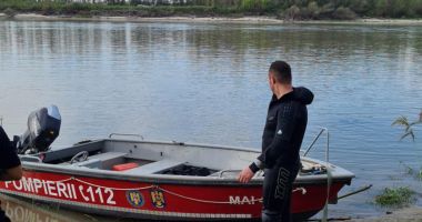Stire din Eveniment : Comisar de poliție, căutat de 24 de ore în apele Dunării