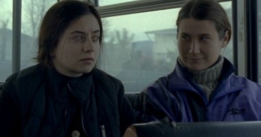 Stire din Cultură-Educație : OSCAR 2013: Filmul "După Dealuri" a ratat nominalizarea pentru "Cel mai bun film străin"