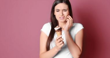 Stire din Sănătate : Soluții la îndemână, pentru ameliorarea durerilor de dinți