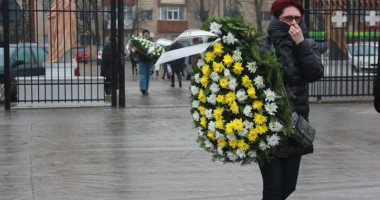 Imagini sfâșietoare! Durere fără margini la înmormântarea Melinei / Galerie FOTO - 5
