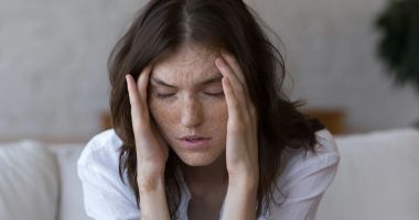 Stire din Sănătate : Nu mai săriți peste mese și astfel scăpați de durerile de cap!