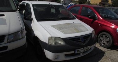 Stire din Eveniment : "Dușmanul" din curtea polițiștilor. "Este un coșciug pe roți…"