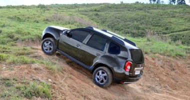 Stire din Diverse : Auto / Cum va arăta Super-Dusterul de 150 CP