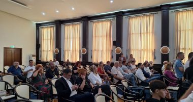 Consilierii votează conducerea provizorie a S.C. Drumuri Județene Constanța SA - 2