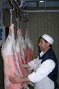 Stire din Economie : Comercianții nu au mai "îngrășat" prețul cărnii de porc în preajma sărbătorilor de iarnă