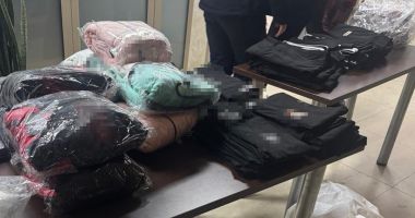 Stire din Eveniment : Cetățean sârb, prins când încerca să introducă în România produse contrafăcute