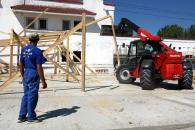 Stire din Social : Construcțiile ilegale de pe plajele din Mamaia, Costinești și Vama Veche au fost demolate