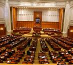 Stire din Politică-Administrație : Deputații și senatorii constănțeni se limitează la "tatonări locale" cu prietenii-parlamentari din afara României