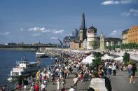 Stire din Diverse : În Dusseldorf, la shopping sau la EUROVISION?