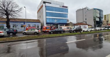 GALERIE FOTO / TRAGEDIE ÎN TRAFIC. Un bărbat aflat în timpul EXAMENULUI AUTO A MURIT! - 3