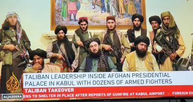 GALERIE FOTO-VIDEO / Haos și panică pe aeroportul din Kabul: oamenii vor cu disperare să plece - 4