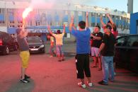 Stire din Sport : Suporterii Farului ajută clubul, împărțind invitații și vânzând bilete
