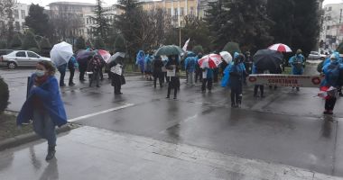 GALERIE FOTO / Membrii Siampa Sanitas Constanța protestează - 5