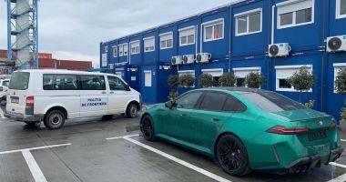 Autoturism de lux căutat în Polonia găsit de polițiștii de frontieră, în Portul Constanța - 2