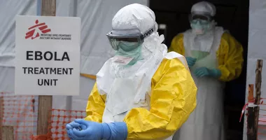 Stire din Actualitate : Lupta globală împotriva Ebola se intensifică. Ce tratamente promițătoare au fost prioritizate