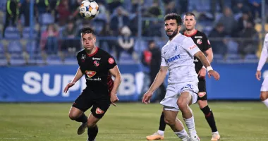 Stire din Sport : Înfrângere pentru Farul la Miercurea Ciuc. "Marinarii" se pregătesc pentru play-out