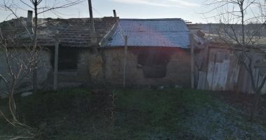 GALERIE FOTO / INCENDIU PUTERNIC în Constanța. UN COPIL A DECEDAT - 3
