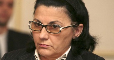 Stire din Eveniment : Ministrul Ecaterina Andronescu a pus pe jar Poliția Constanța