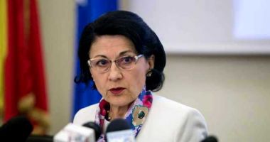 Stire din Politică-Administrație : Ecaterina Andronescu: Nu exclud să candidez la șefia PSD