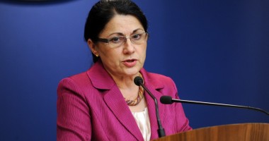 Stire din Politică-Administrație : Aproximativ 2.000 de amendamente sunt depuse la Legea bugetului la capitolul Educație