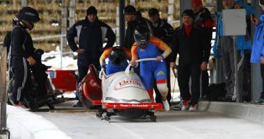Stire din Sport : Echipa profesorului Paul Neagu ia startul la Cupa Europei