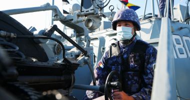 Echipajele navelor militare fluviale, în instrucţie pe Dunăre - 5