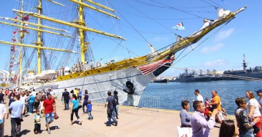 Stire din Eveniment : Echipajul de pe Bricul "Mircea", premiat la Regata Mării Negre