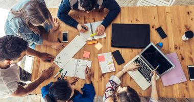 Stire din Cultură-Educație : Echipa Liceului de Informatică din Constanţa, calificată la Olimpiada Internaţională STEM