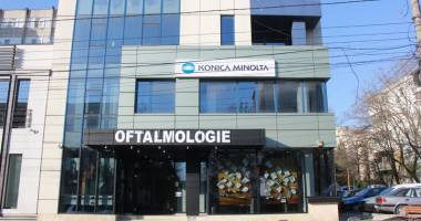 Echipa Mrini Eye Hospital, completată de un renumit medic din București - 4