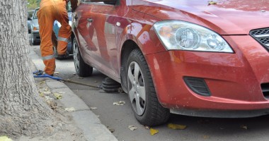Stire din Social : Începe vânătoarea de mașini fără anvelope de iarnă