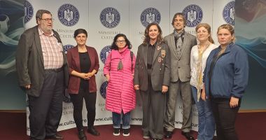 Stire din Cultură-Educație : Moment istoric pentru angajații din cultură. S-a semnat Contractul Colectiv de Muncă la Nivel de Cultură