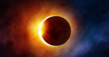 Eclipsă totală de soare 2 iulie. Schimbări importante pentru zodii