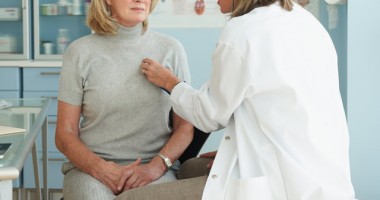Stire din Sănătate : Reducere  la ecografiile mamare,  la o clinică din Constanța