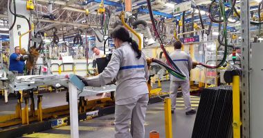 Stire din Economie : Economia României va crește cu  5,1% din PIB în 2021