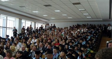 Distincție BNR pentru economiștii șaguniști - 2
