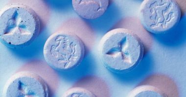 Bărbat reținut după ce a introdus în țară 2.500 de pastile de ecstasy