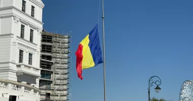 Tricolorul, celebrat de marinarii militari români. Ceremonii de Ziua Drapelului Național