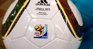 Stire din Sport : Două echipe neînvinse  la Cupa de Iarnă