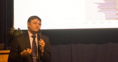 Stire din Cultură-Educație : Viziunea prof. Eden Mamut de reinventare a Universității "Ovidius"