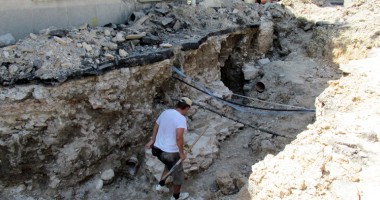 Stire din Constanța focus : Galerie FOTO. Descoperire arheologică senzațională, pe strada Arhiepiscopiei