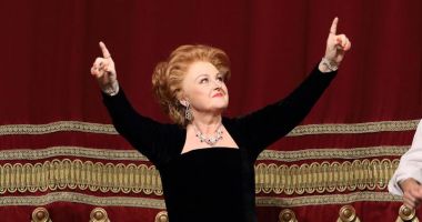 Stire din Actualitate : Cântăreața de operă Edita Gruberova, supranumită „regina coloraturii", a încetat din viață