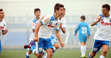 Stire din Sport : Ediția a treia  a turneului  "Dolphin Cup" adună la start 10 echipe