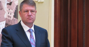 Stire din Politică-Administrație : Educația, una dintre temele centrale ale campaniei lui Iohannis pentru prezidențiale