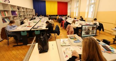 Ministrul Educației: Peste 1.700 de copii din Ucraina au cerut să se înscrie la școli și grădinițe din România