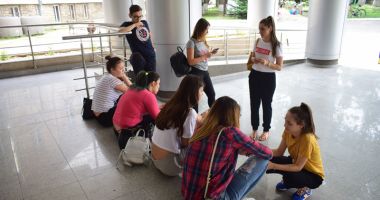 Stire din Cultură-Educație : Carieră în educație sau psihologie. "E nevoie de specialiști!"