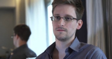 Stire din Actualitate : Edward Snowden a solicitat  azil politic  în 21 de țări