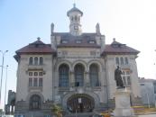 Stire din Diverse : Turiștii iubitori de istorie sau artă pot vizita muzeele din Constanța