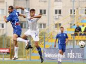 Stire din Sport : FC Farul începe să adune puncte, Sdrobiș face treabă bună